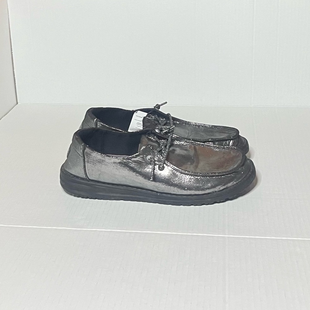 Hey Dude Metallic Loafers - Picture 9 of 10